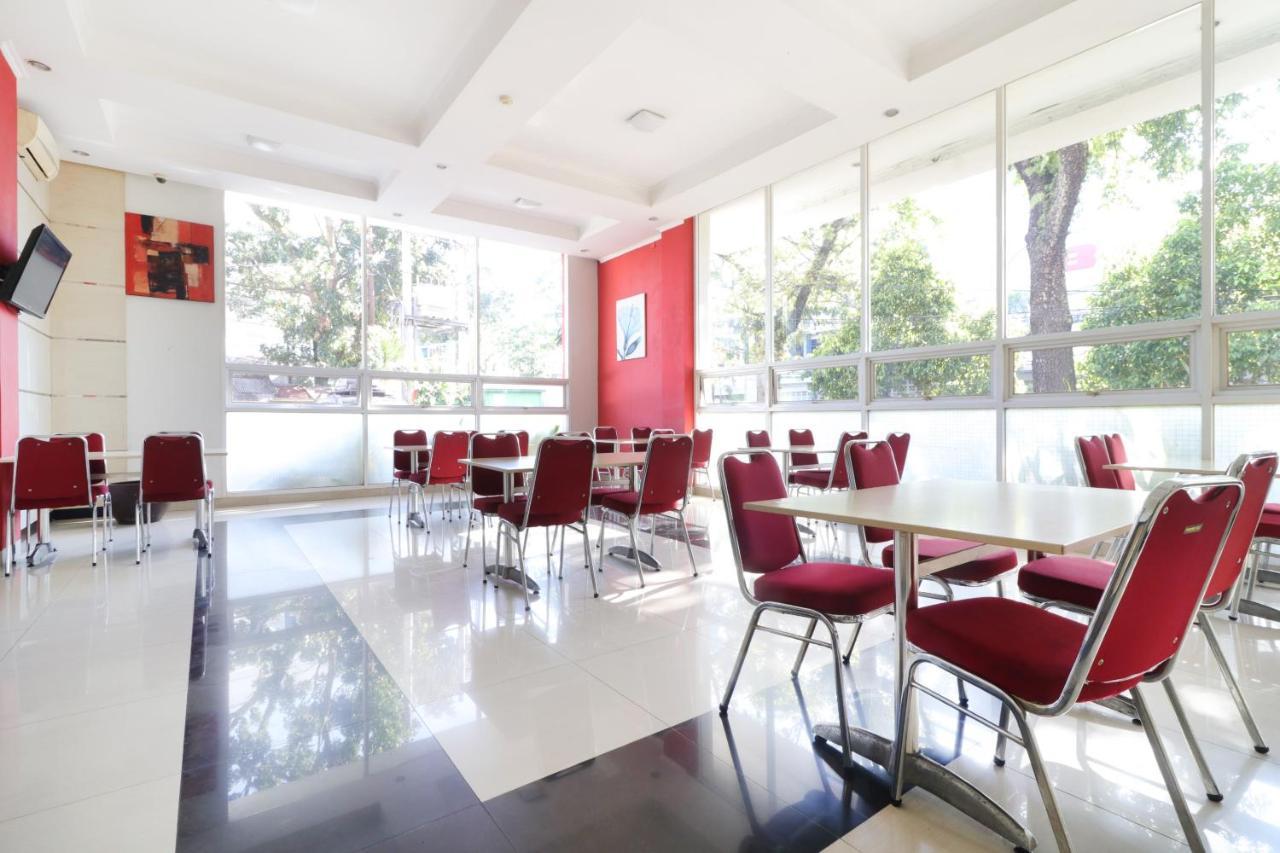 Urbanview Hotel Grand Malabar Бандунг Экстерьер фото