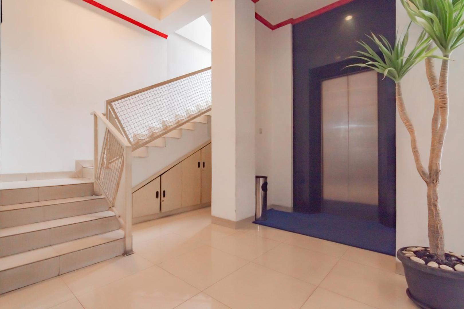 Urbanview Hotel Grand Malabar Бандунг Экстерьер фото