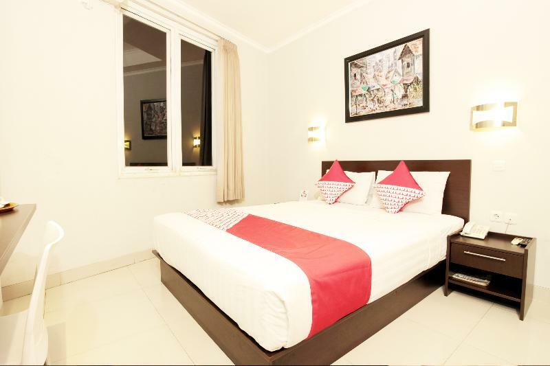 Urbanview Hotel Grand Malabar Бандунг Экстерьер фото