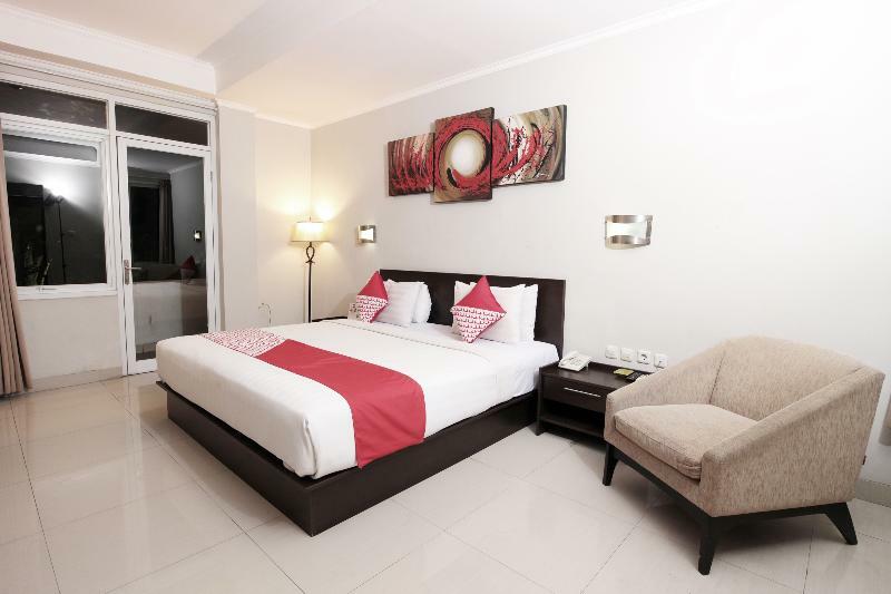 Urbanview Hotel Grand Malabar Бандунг Экстерьер фото